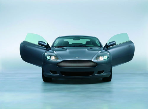 Aston Martin DB9