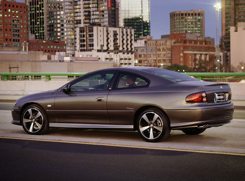 Holden Monaro CV8-R